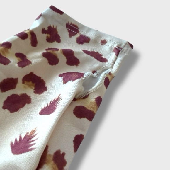 Leopard Print Two-Piece Set - M - Picture 8 of 14